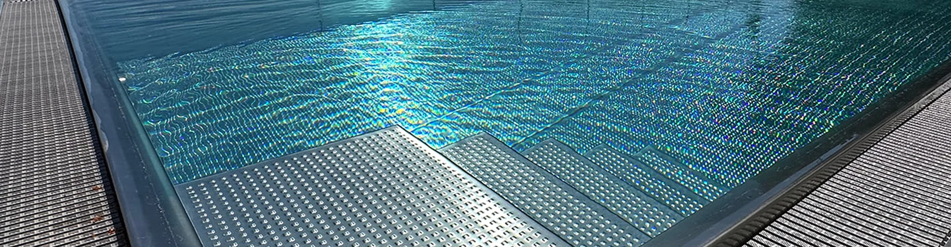 Piscine inox à Beaupréau-en-Mauges/></noscript></div>
<p>/></p></div>
<div class=